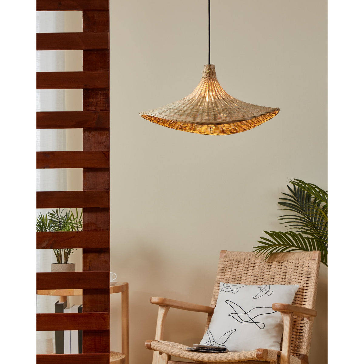Cralmanne Wooden Pendant Light - Black