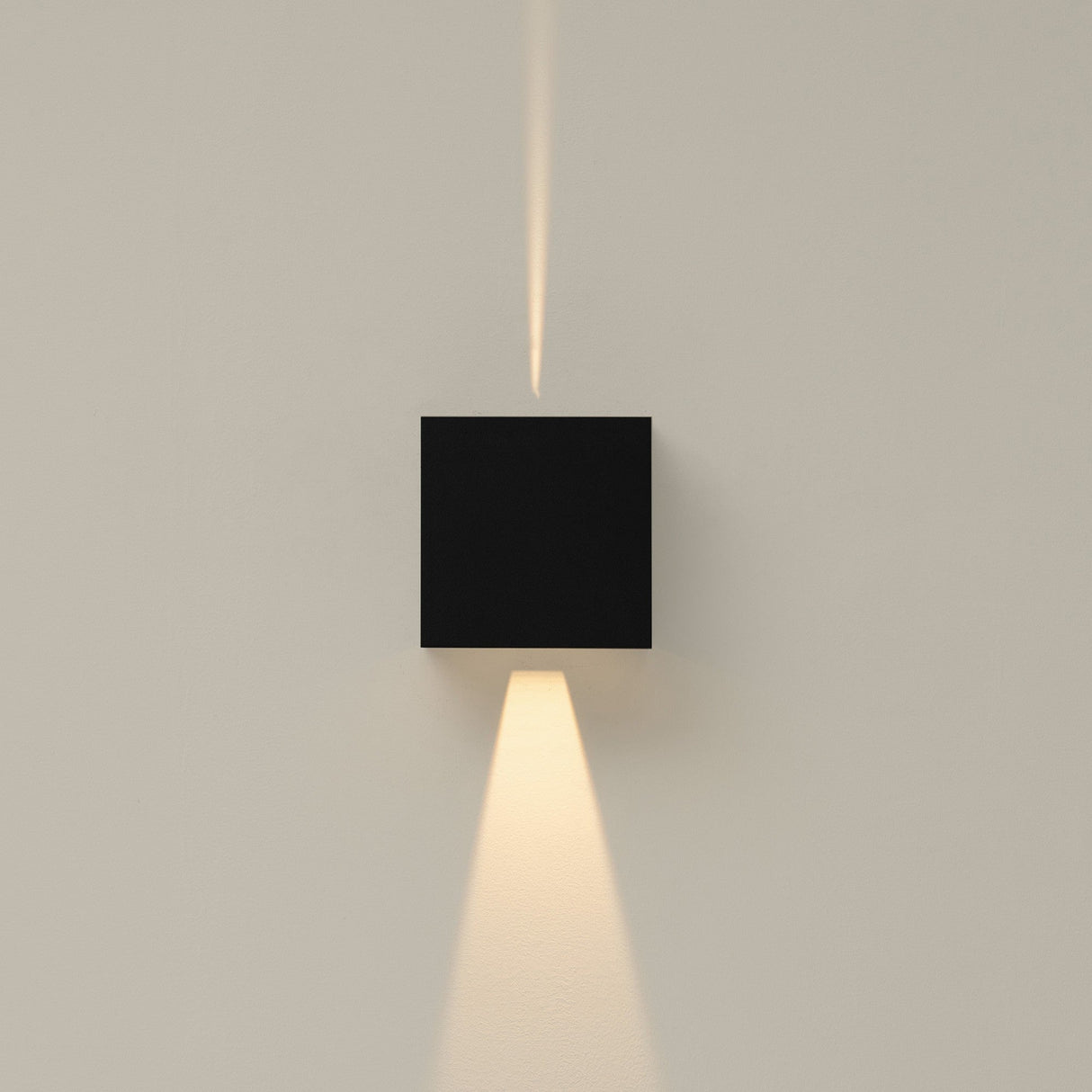 Davos Outdoor LED Wall Light 10W 3000K - Sand Black