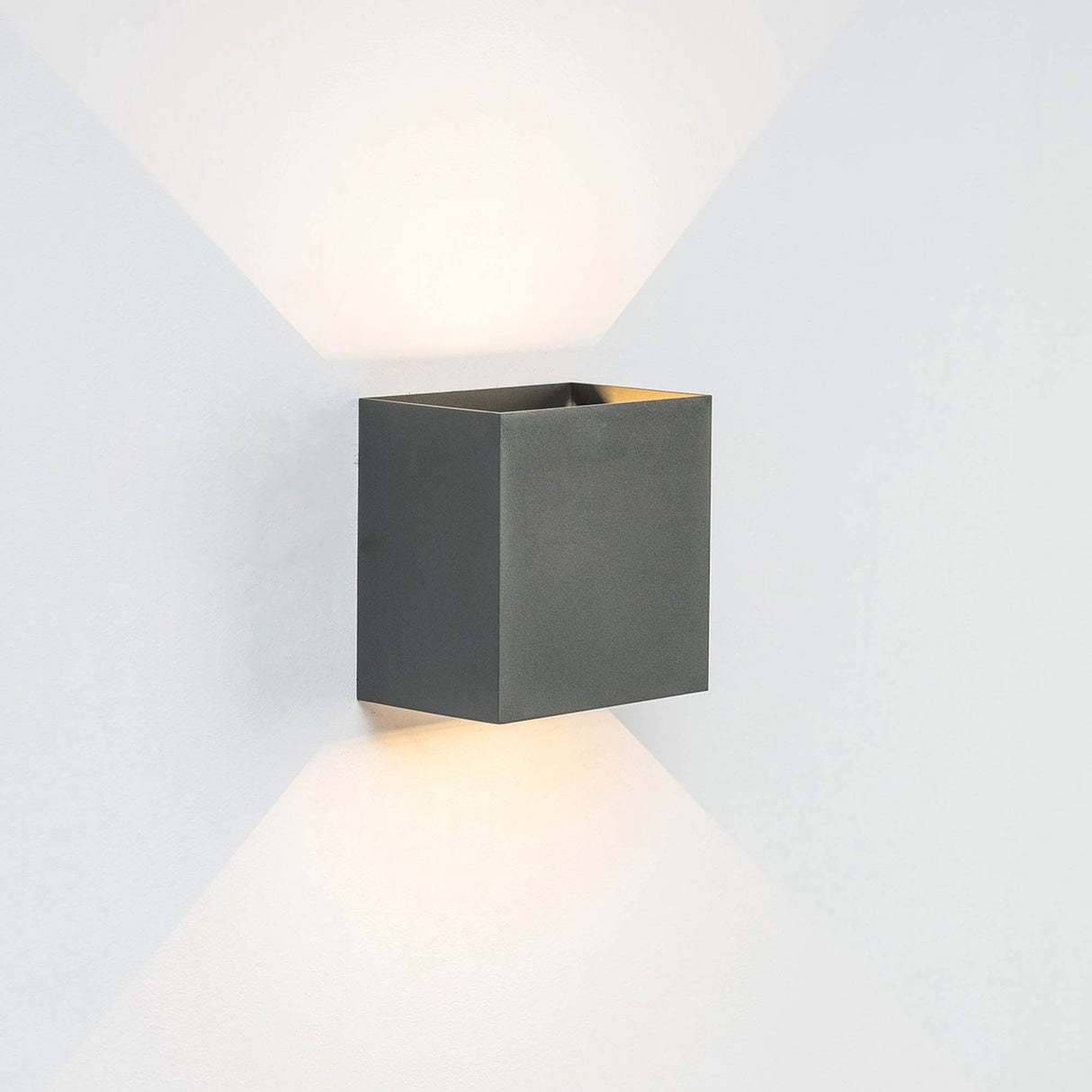 Davos Outdoor LED Wall Light 10W 4000K - Anthracite