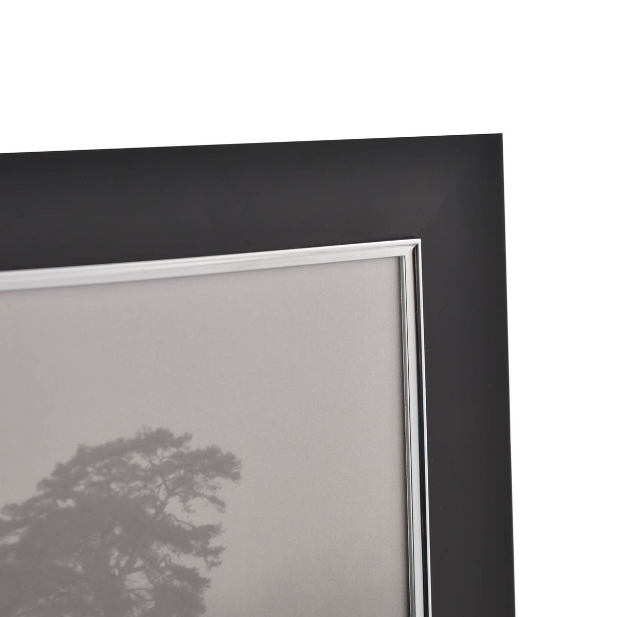 Silver Edge Matt Aluminium Photo Frame 10 x 8in - Black