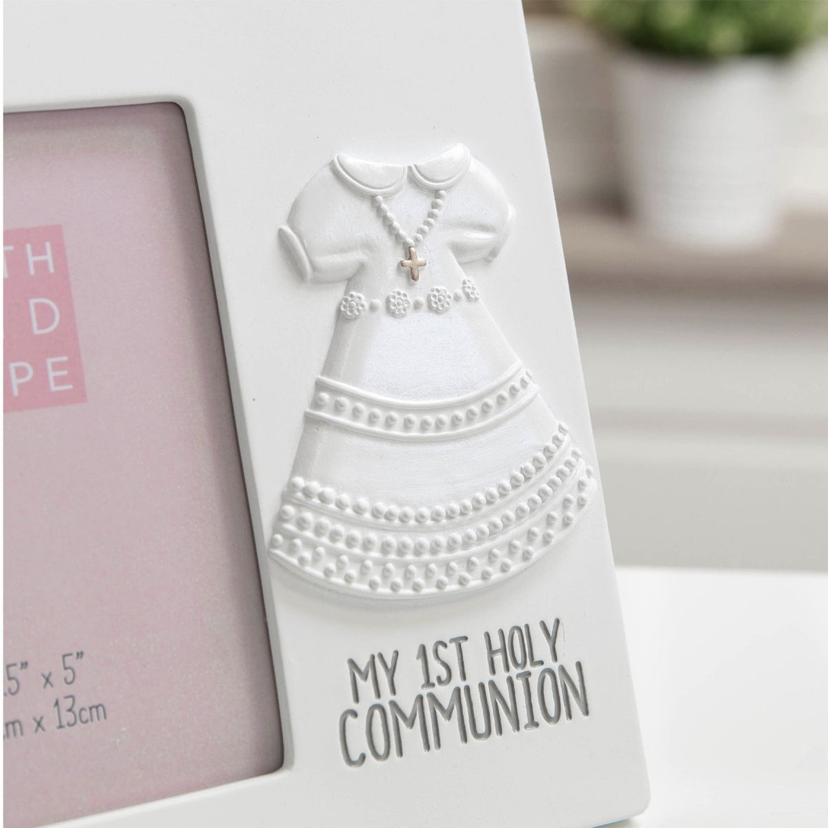Holy Communion Dress Resin Photo Frame 5 x 3.5in - White
