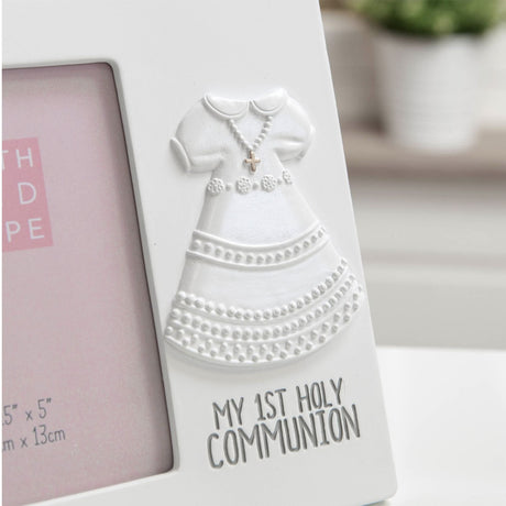 Holy Communion Dress Resin Photo Frame 5 x 3.5in - White