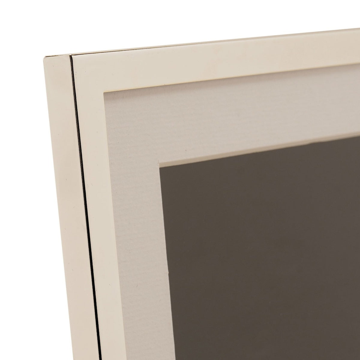Silverplated Photo Frame with Mount 6 x 4in - Silver & White