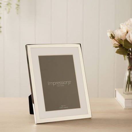 Silverplated Photo Frame with Mount 7 x 5in - Silver & White