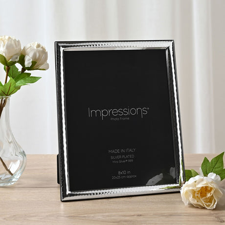 Narrow Hammered Photo Frame 10 x 8in with Wood Back - Silver