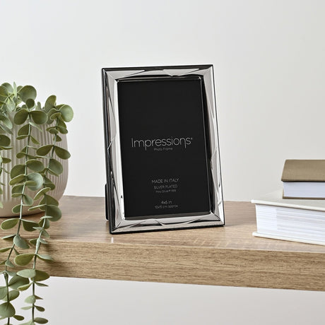 Geometric 999 Photo Frame with Wood Back 6 x 4in - Silver