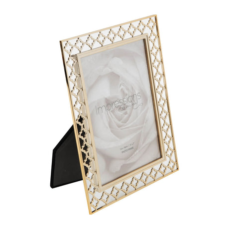 Quatrefoil Lattice Cut Metal Photo Frame 7 x 5in - Gold