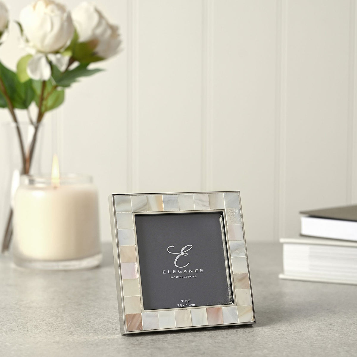 Metal & Mother of Pearl Photo Frame 3 x 3in - Cream & Silver