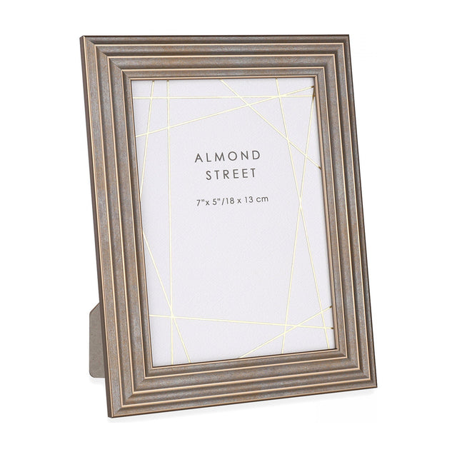 Hutton Photo Frame 7x5in Set of 3 – Bronze