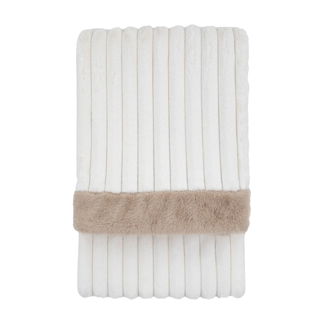 Whinfell Faux Fur Throw – Cream