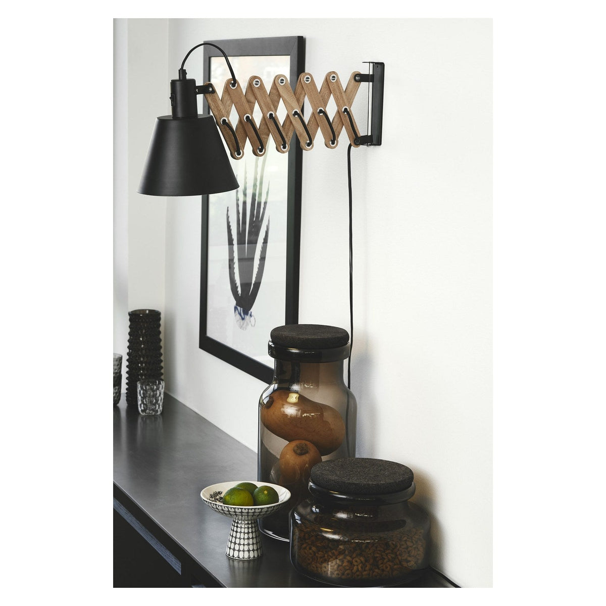 Vintage Oiled Wall Light - Black & Walnut
