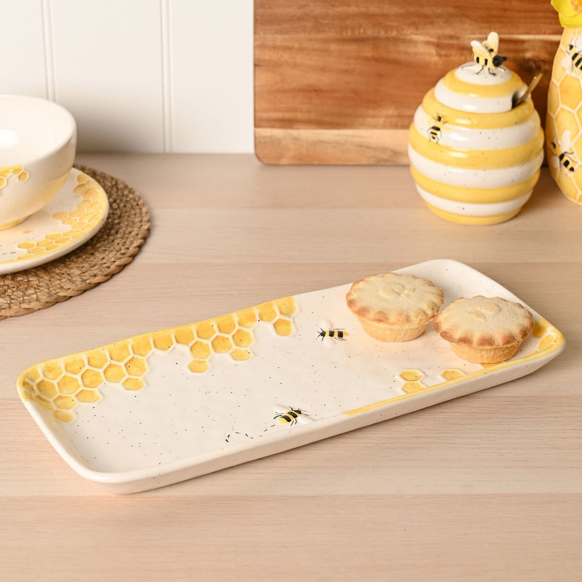 Bee Hive Rectangular Earthenware Plate - Cream & Yellow