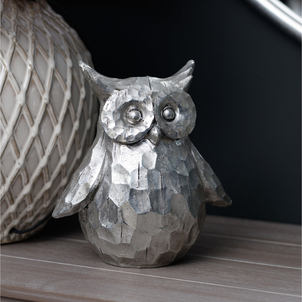 Large Silver Ceramic Owl Sculpture – Silver