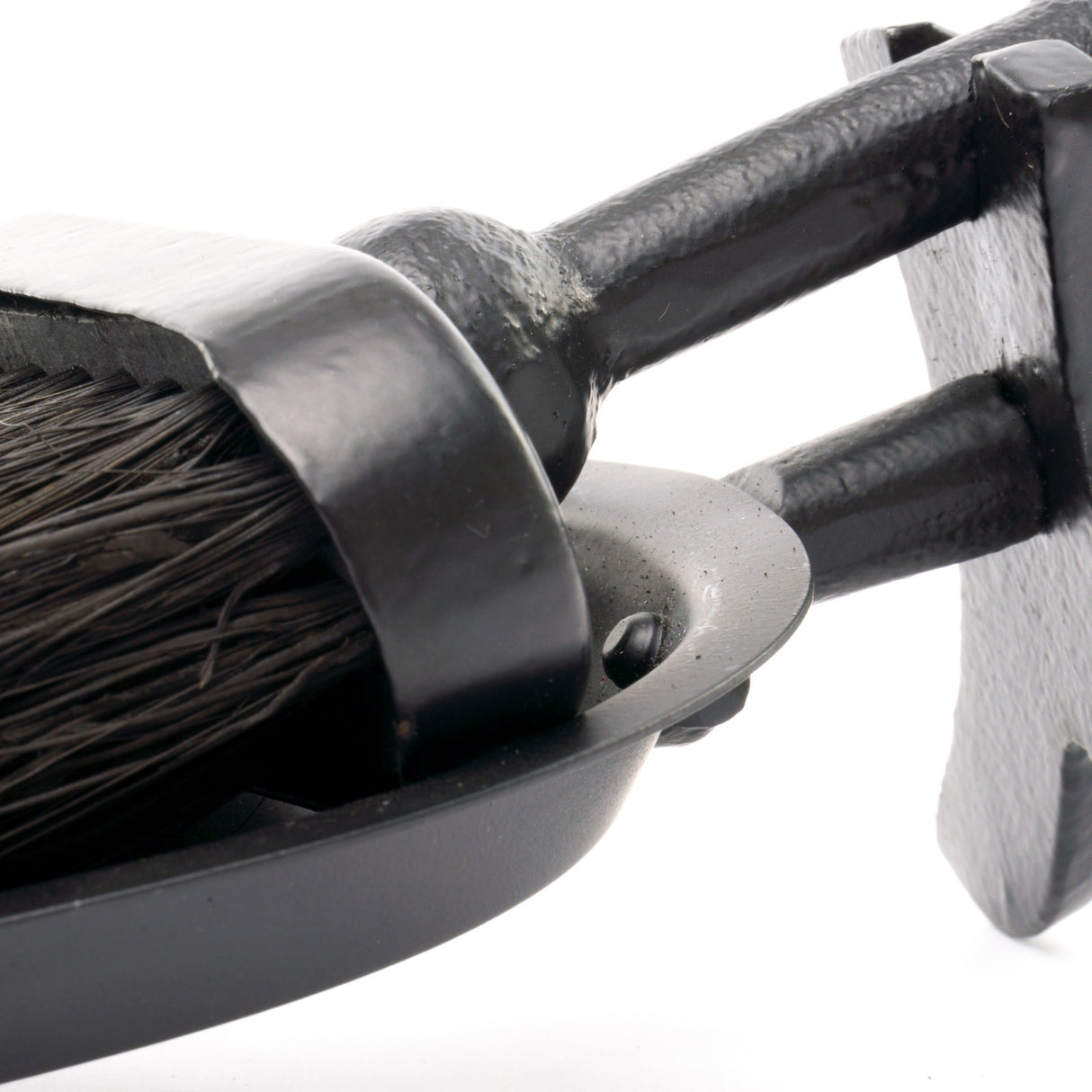Black Crook Handled Hearth Tidy – Black