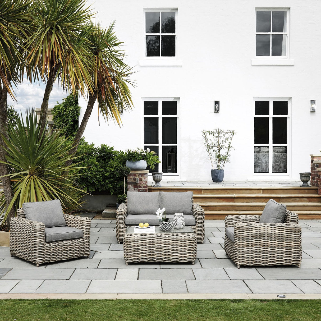 Outdoor Four Seater Metal Garden Set – Beige