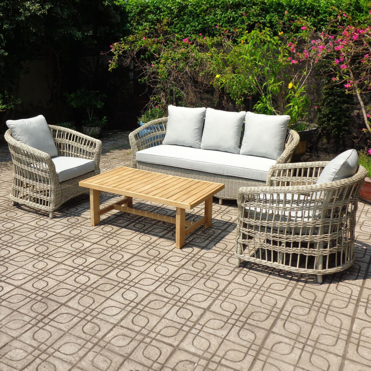 Metal Outdoor Accent Chairs Set – Beige