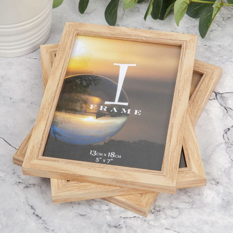 Set of 3 Freestanding Wooden Photo Frames 7 x 5in - Oak