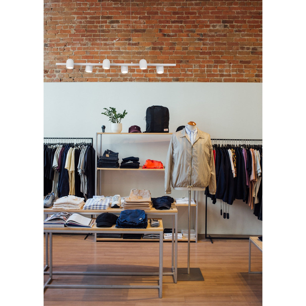 Ios 6 Light Linear Suspension Light - White