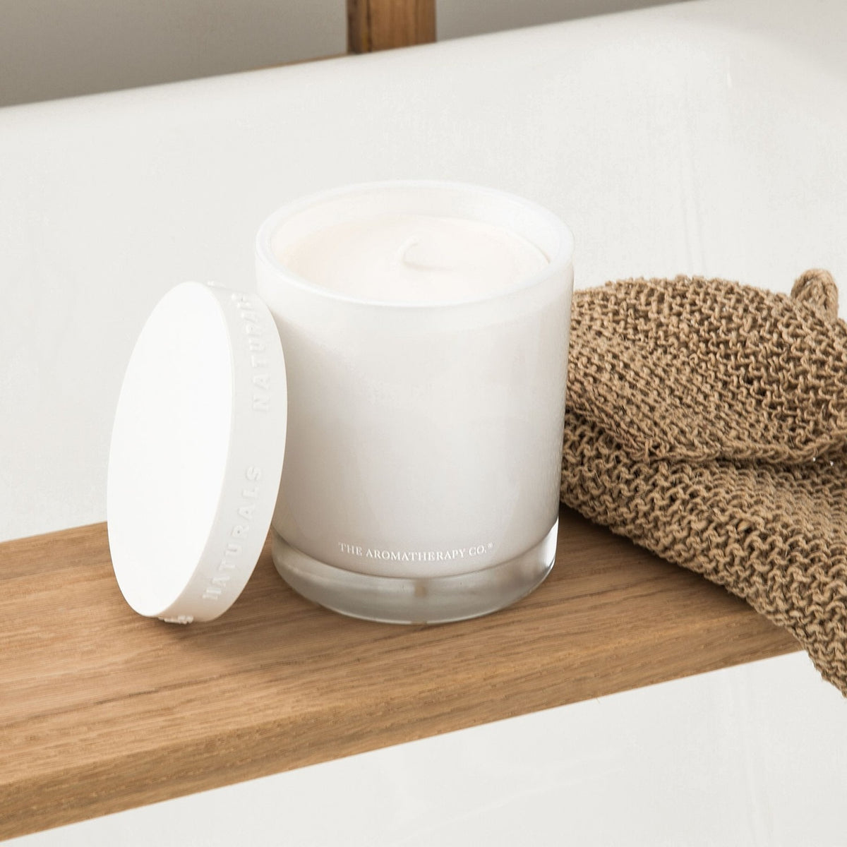 Blood Orange and Pomelo Scented Candle with Lid 400g - White