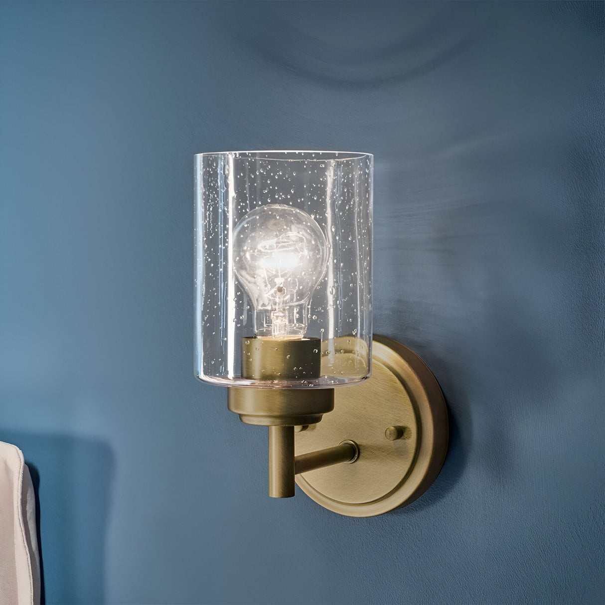 Winslow 1 Light Glass Wall Light - Brass