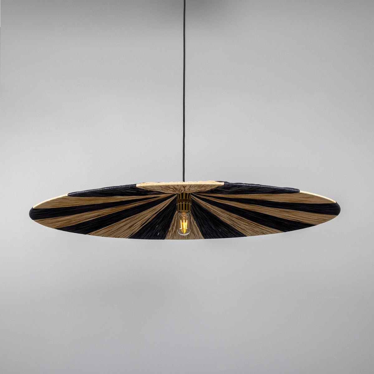 Linsamo Raffia Pendant Light