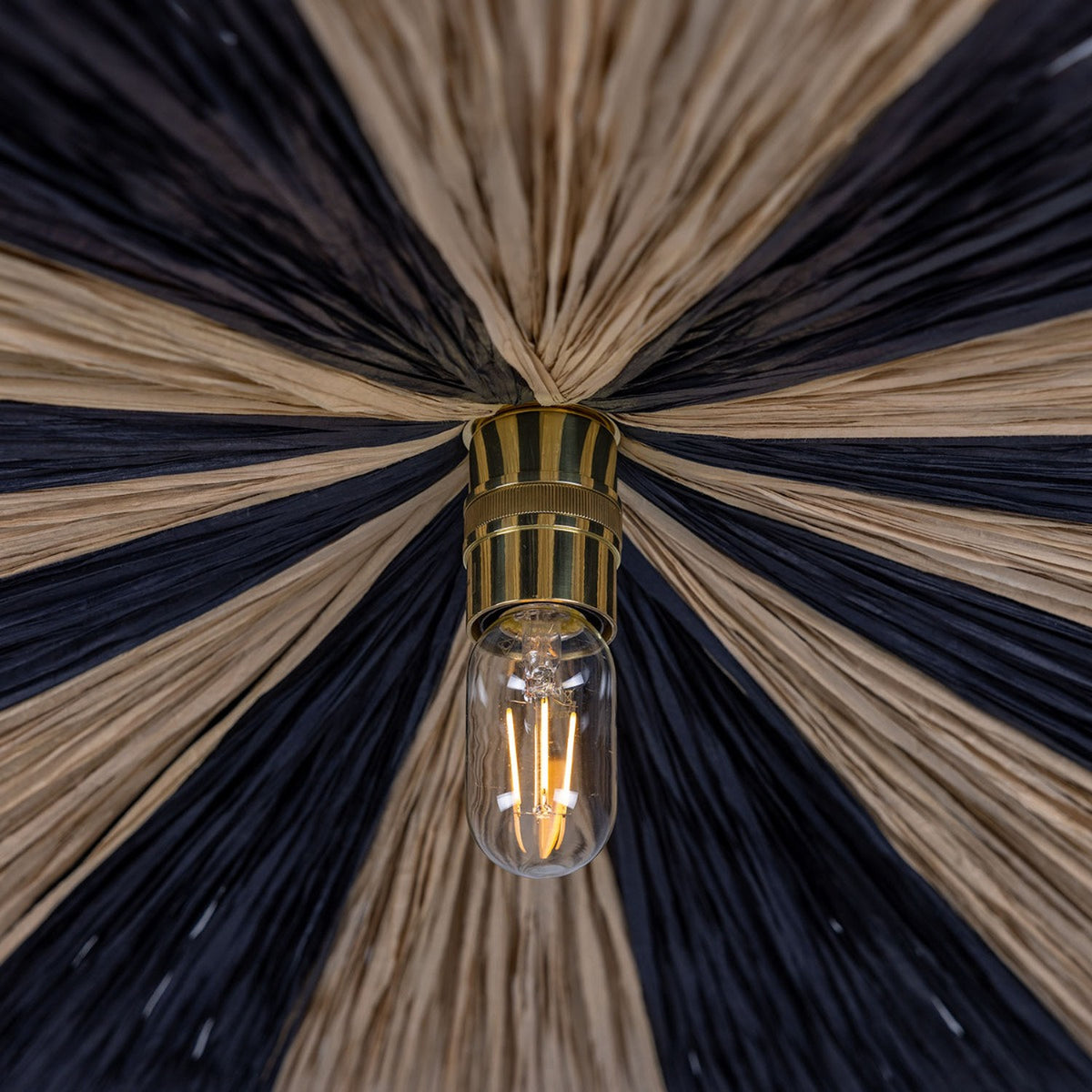 Linsamo Raffia Pendant Light