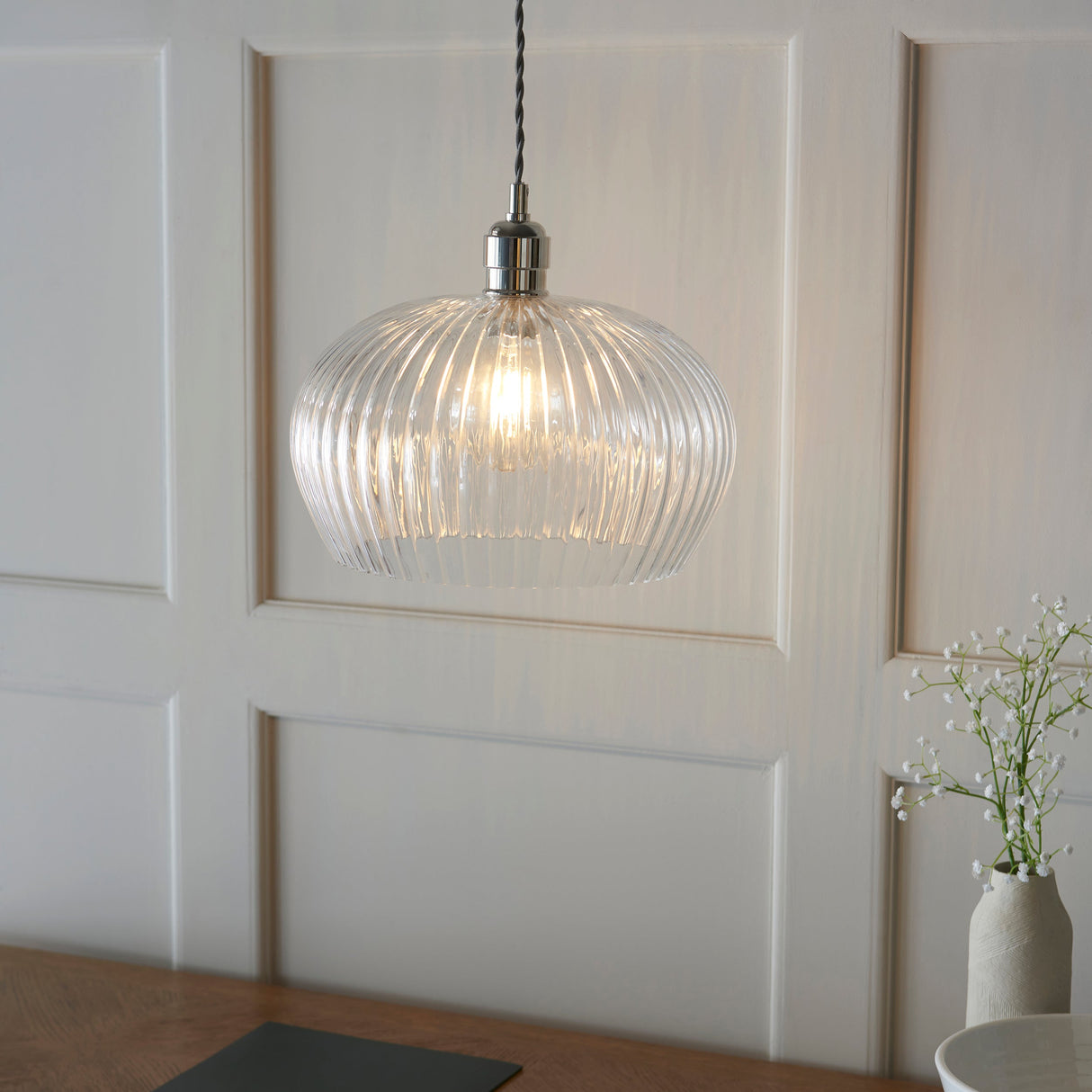 Quenford Ribbed Medium Pendant - Clear Bright Nickel