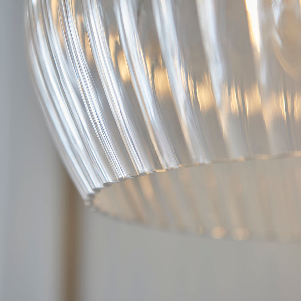 Quenford Ribbed Medium Pendant - Clear Bright Nickel
