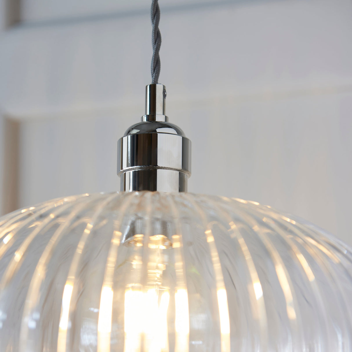 Quenford Ribbed Medium Pendant - Clear Bright Nickel