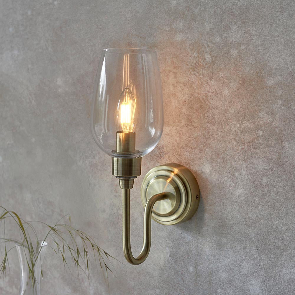 Wraymoor Wall Light - Antique Brass Clear