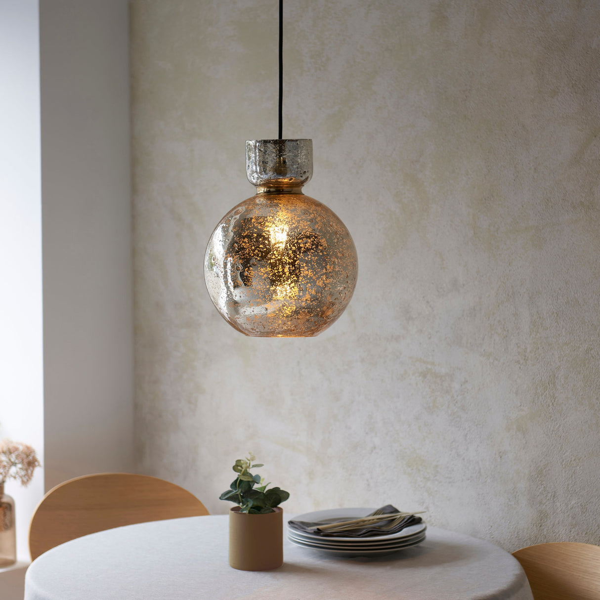 Yarnwell Mercury Pendant - Natural