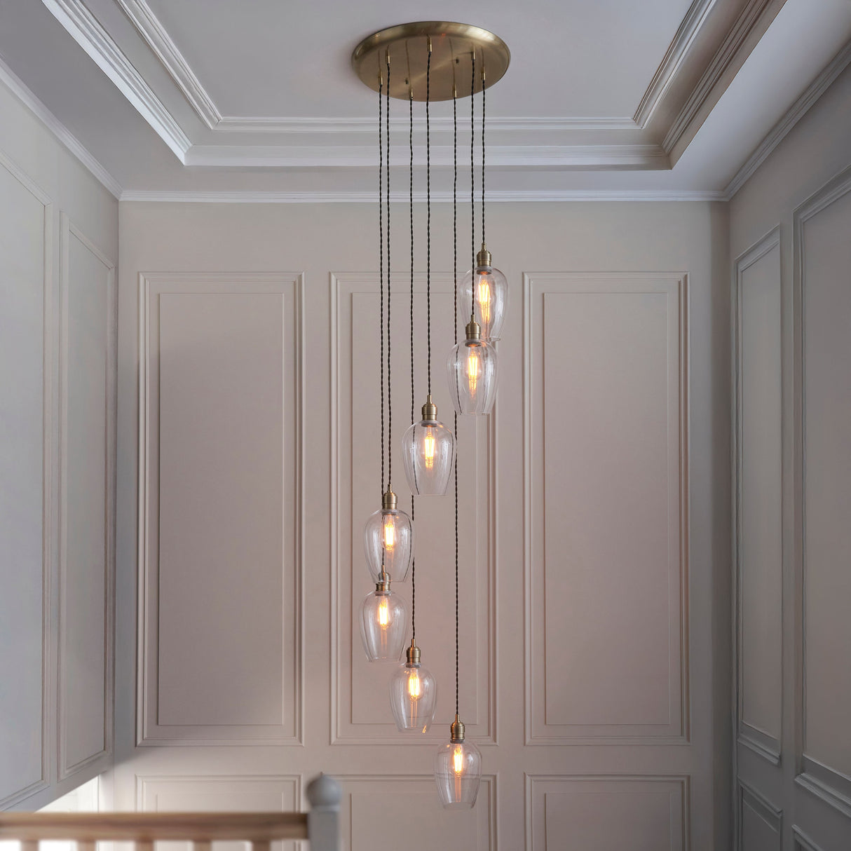 Quilbrook Cascade 7 Light Pendant - Antique Brass Clear