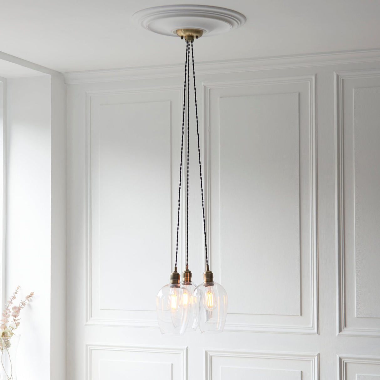 Quilbrook Cluster 3 Light Pendant - Antique Brass Clear
