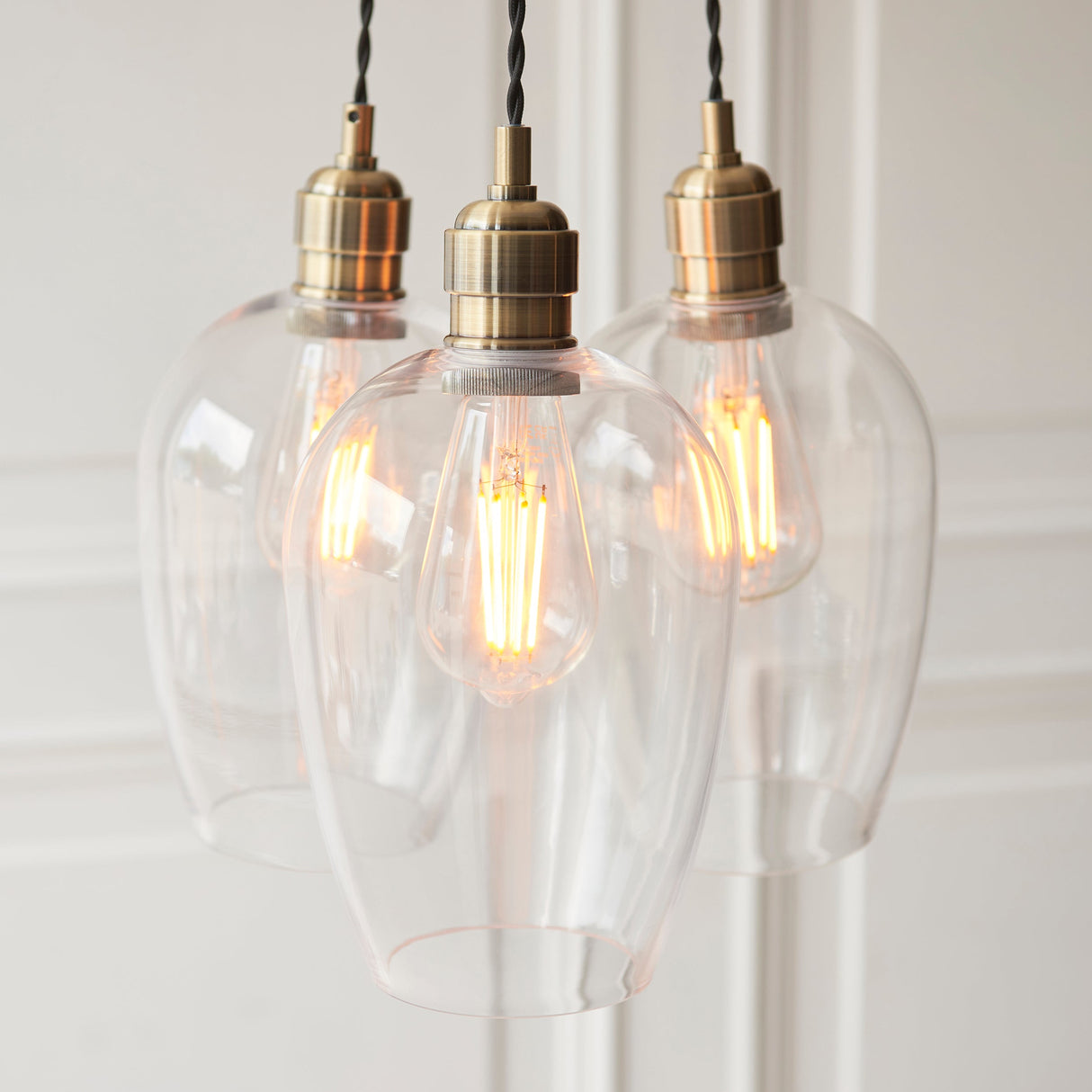 Quilbrook Cluster 3 Light Pendant - Antique Brass Clear