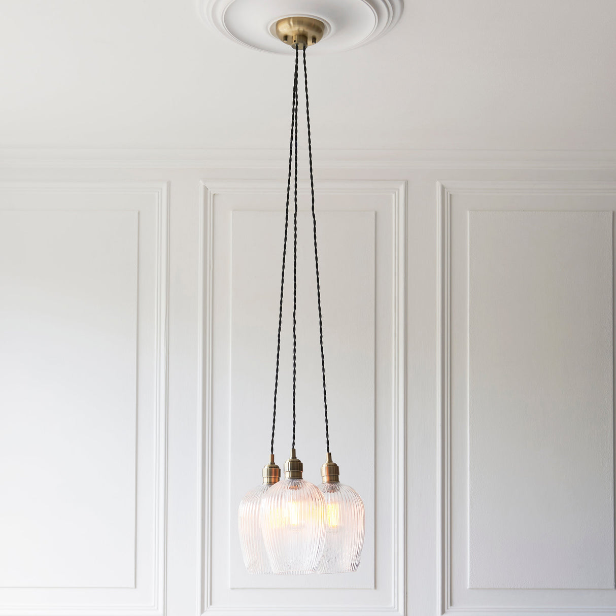 Fennhollow Ribbed Cluster 3 Light Pendant - Antique Brass Clear
