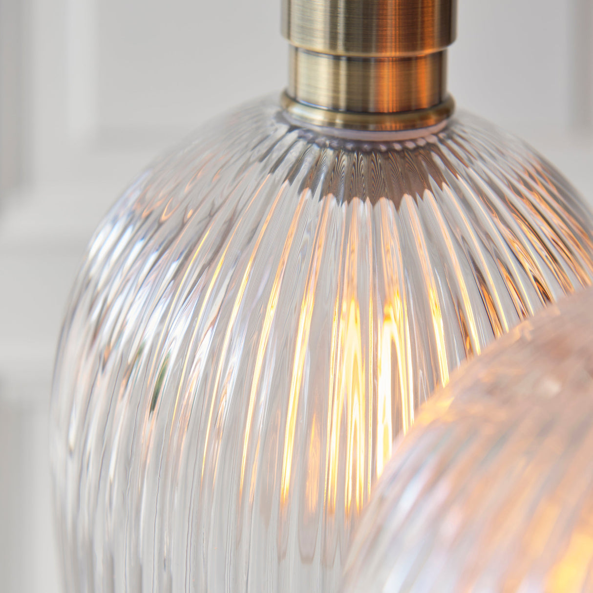Fennhollow Ribbed Cluster 3 Light Pendant - Antique Brass Clear