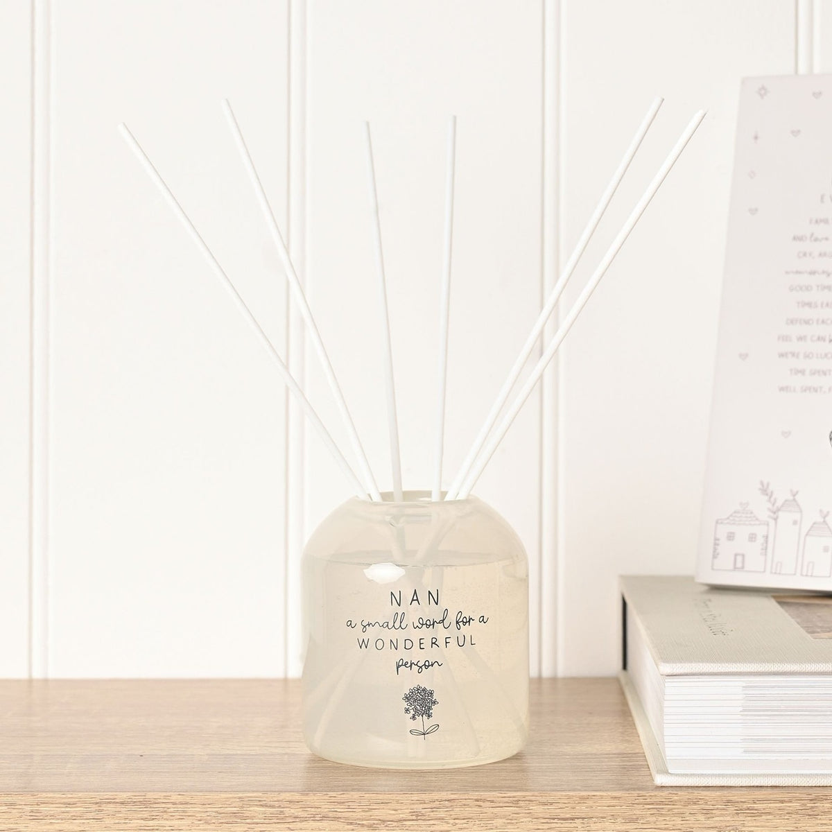 Nan Sentiment Floral Reed Diffuser 200ml - Cream & Grey