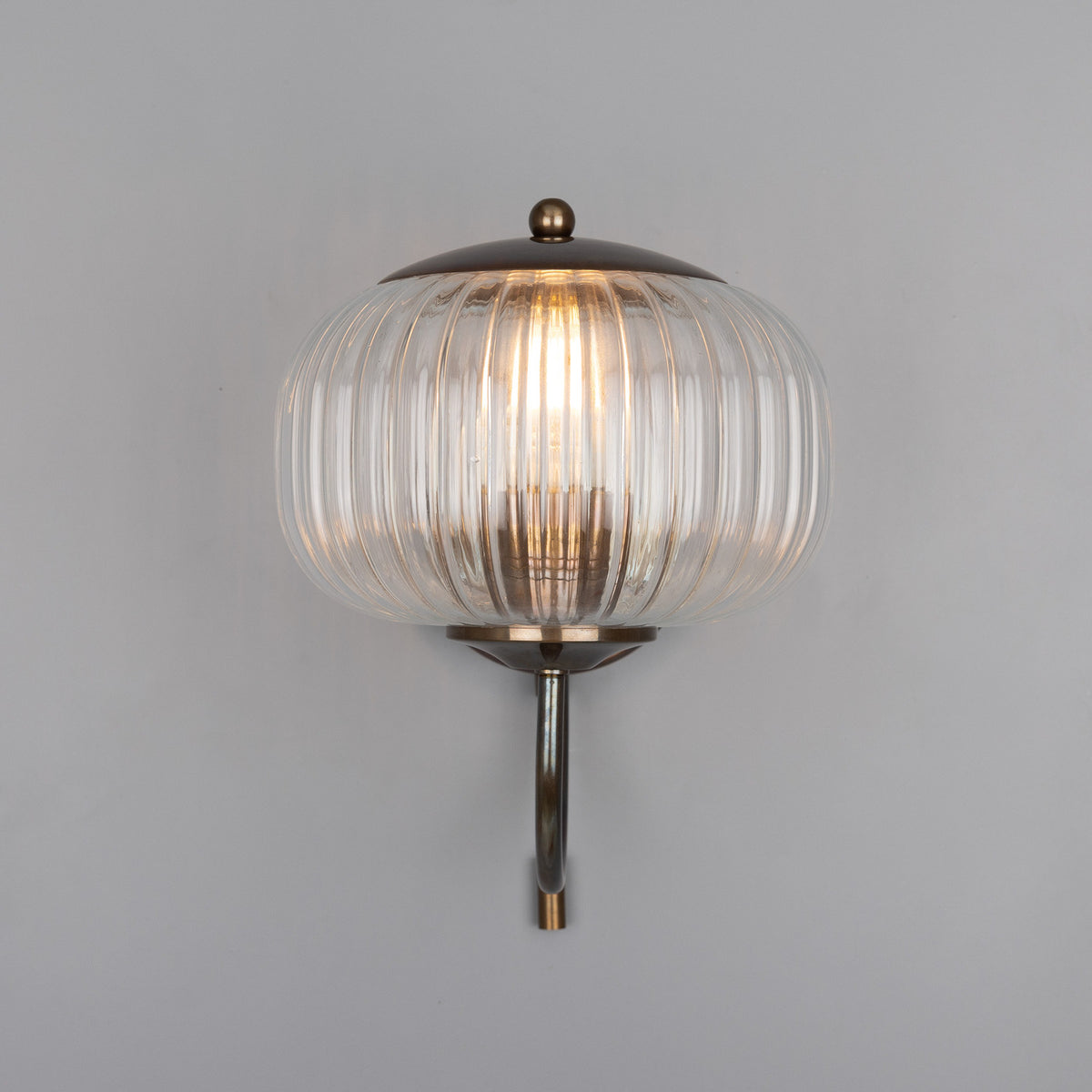 Nehir Ribbed Glass Globe Wall Light