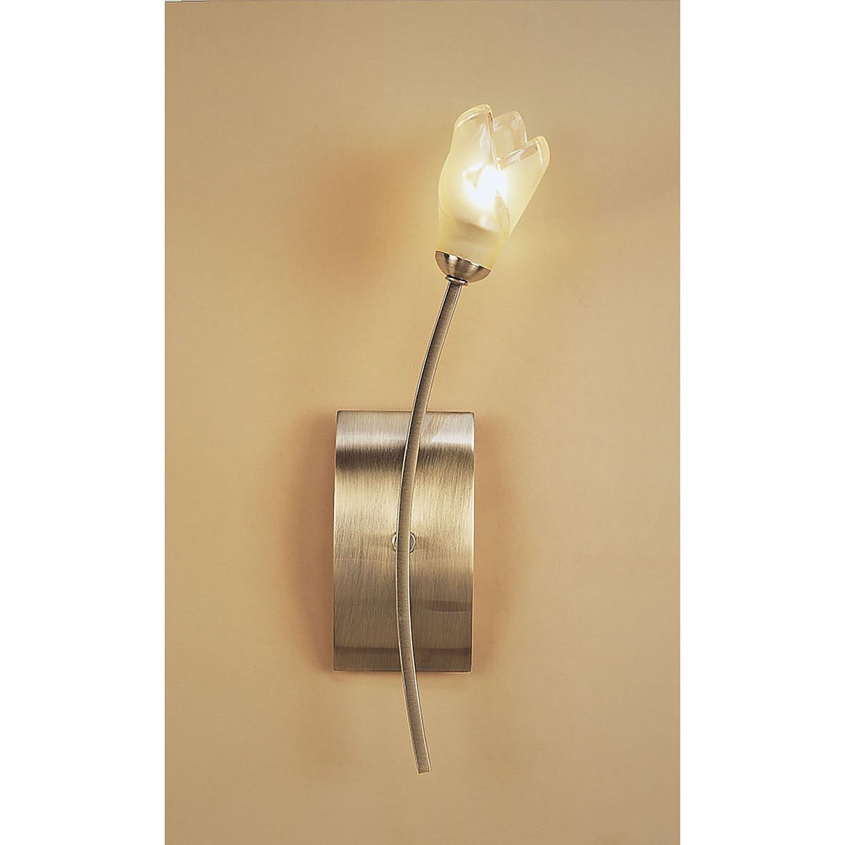 Pietra 1 Light Wall Light With Switch - Antique Brass