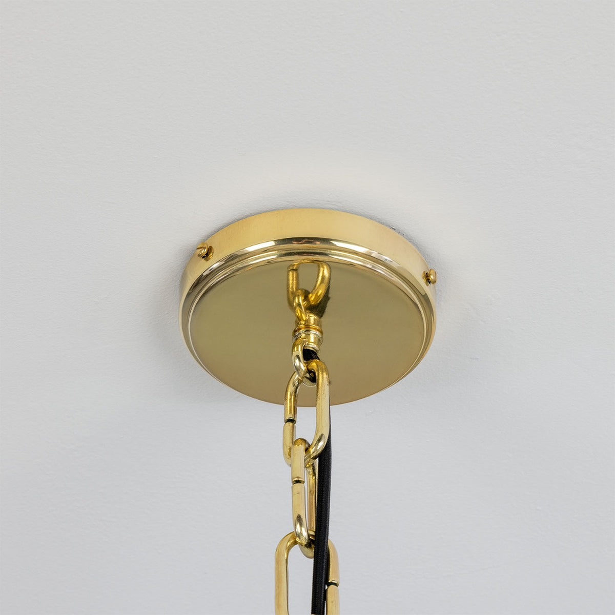 Portland Dish 9 Light Ribbed Glass Chandelier - Polished Brass