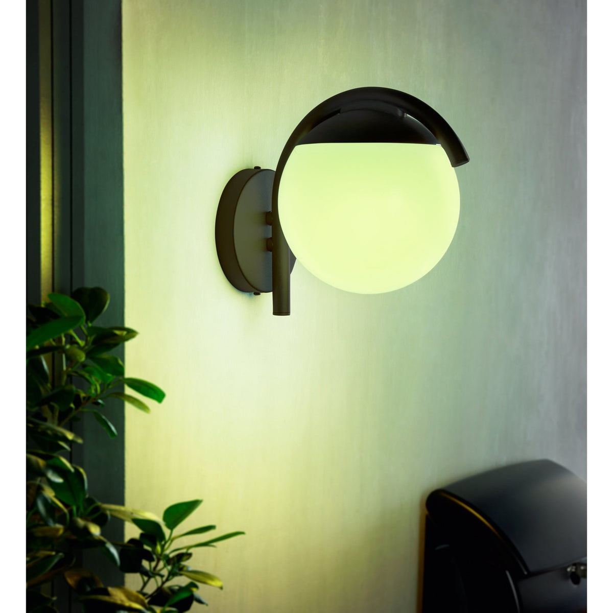 Prata Vecchia Outdoor Wall Light - Black