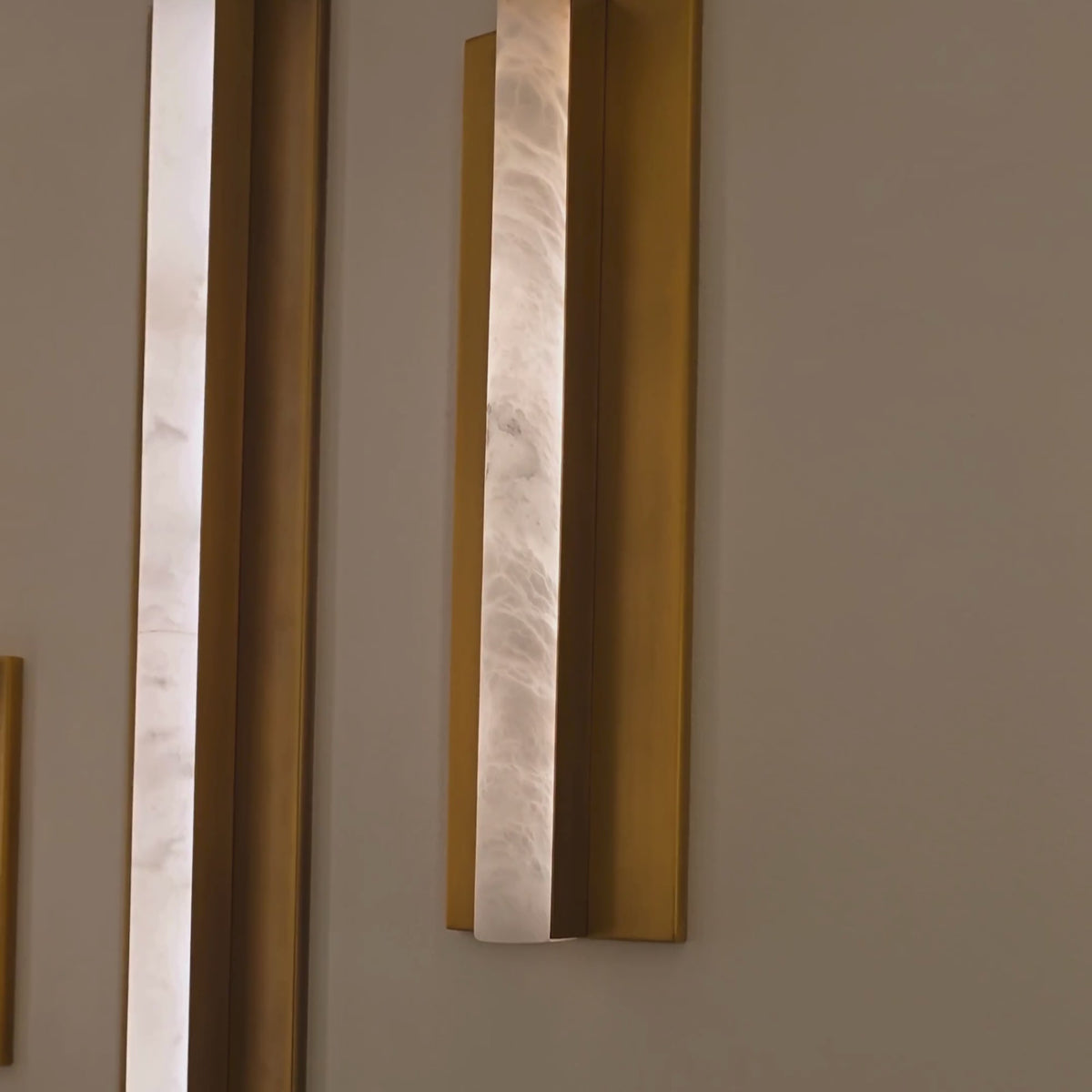 Elvaris LED Vertical Alabaster Wall Light Medium - Brushed Brass