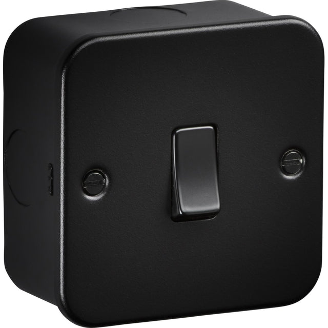 10AX 1G 2-way Switch - Metalclad Textured Black