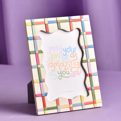 Striped Grid Wavy Window Resin Photo Frame 6 x 4in - Cream