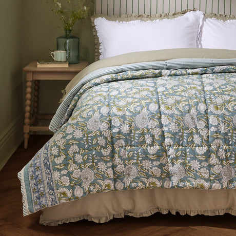 Annabelle Reversible Cotton Bedspread - Blue