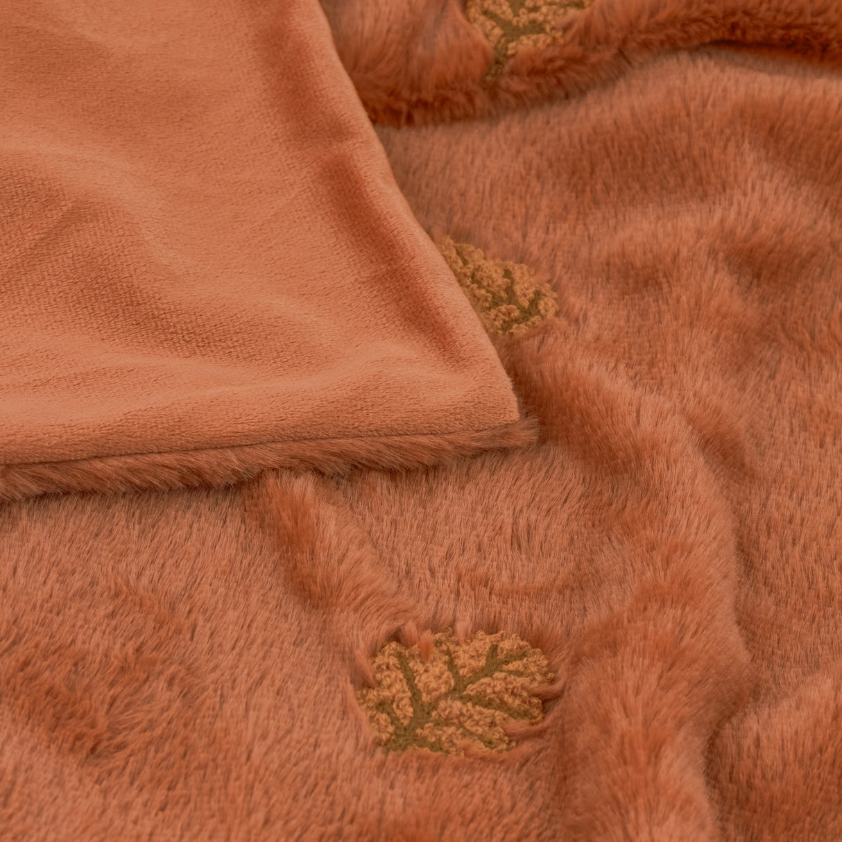 Autumn Trail Velvet Faux Fur Throw - Rust