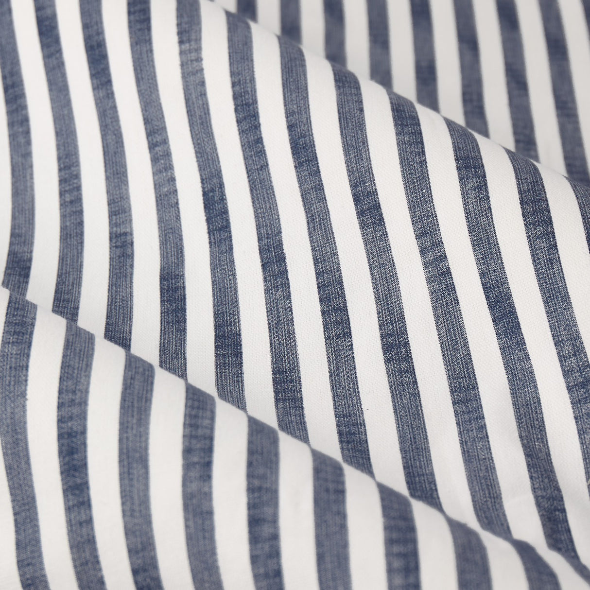 Hebden Cotton Printed Eyelet Curtains - Navy