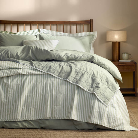 Hebden Percale Cotton Bedspread - Eucalyptus / Bay Green