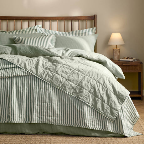 Hebden Percale Cotton Bedspread - Forest / Bay Green