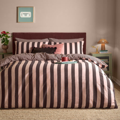 The Ultimate Stripe Reversible Duvet Cover Set - Berry Brownie